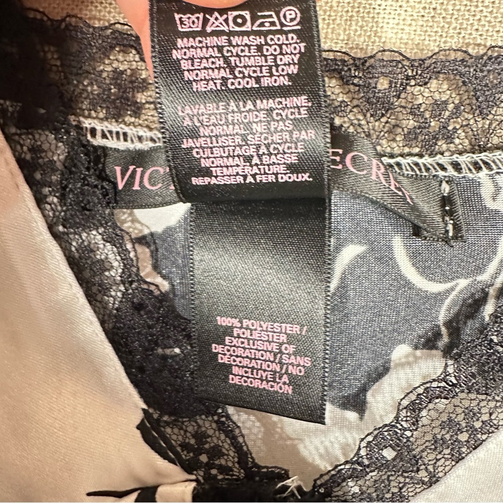 VICTORIA’S SECRET Satin Floral Chemise Teddy - Picture 6 of 8
